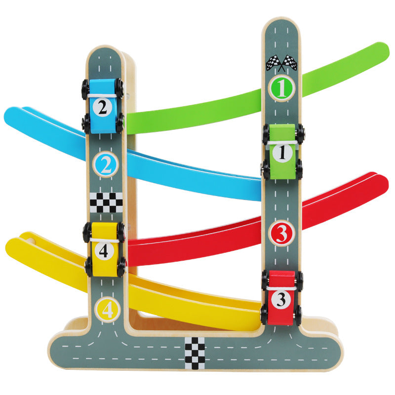 Pista da corsa in legno con rampa per auto